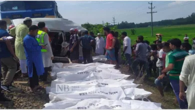 চট্টগ্রামের মিরসরাইয়ে ট্রেন দুর্ঘটনায় ১১ জনের মরদেহ স্বজনদের কাছে হস্তান্তর