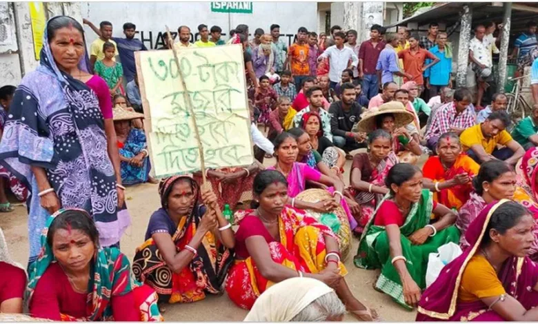 আজও চা শ্রমিকরা ঢাকা সিলেট মহাসড়ক অবরোধ করেছে