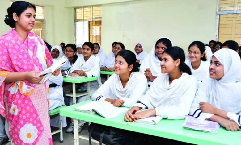 আটকে গেল শিক্ষা কর্মকর্তাদের নতুন পদোন্নতি বিধিমালা