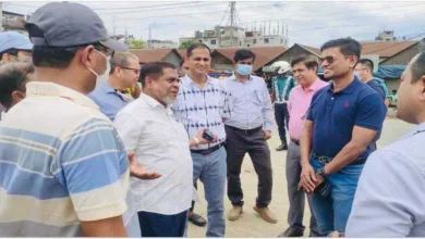 বিআরটি কাজের নিরাপত্তা বিষয়টি পরিদর্শন করেছেন সেতু বিভাগের সচিব