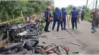 বরগুনায় বিএনপি নেতা মনি সহ আহত শতাধিক ছাত্রলীগ যুবলীগের হামলায়