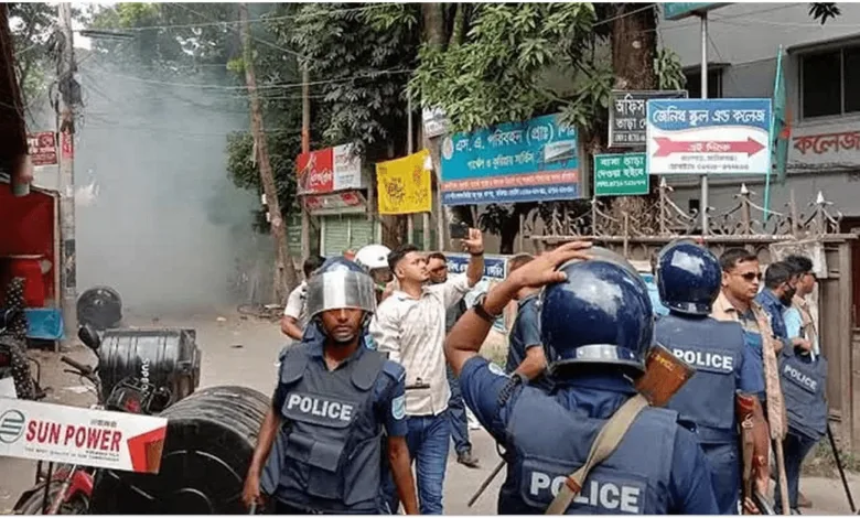 মানিকগঞ্জে পুলিশের সঙ্গে বিএনপির নেতা–কর্মীদের সংঘর্ষ আহত ৩০